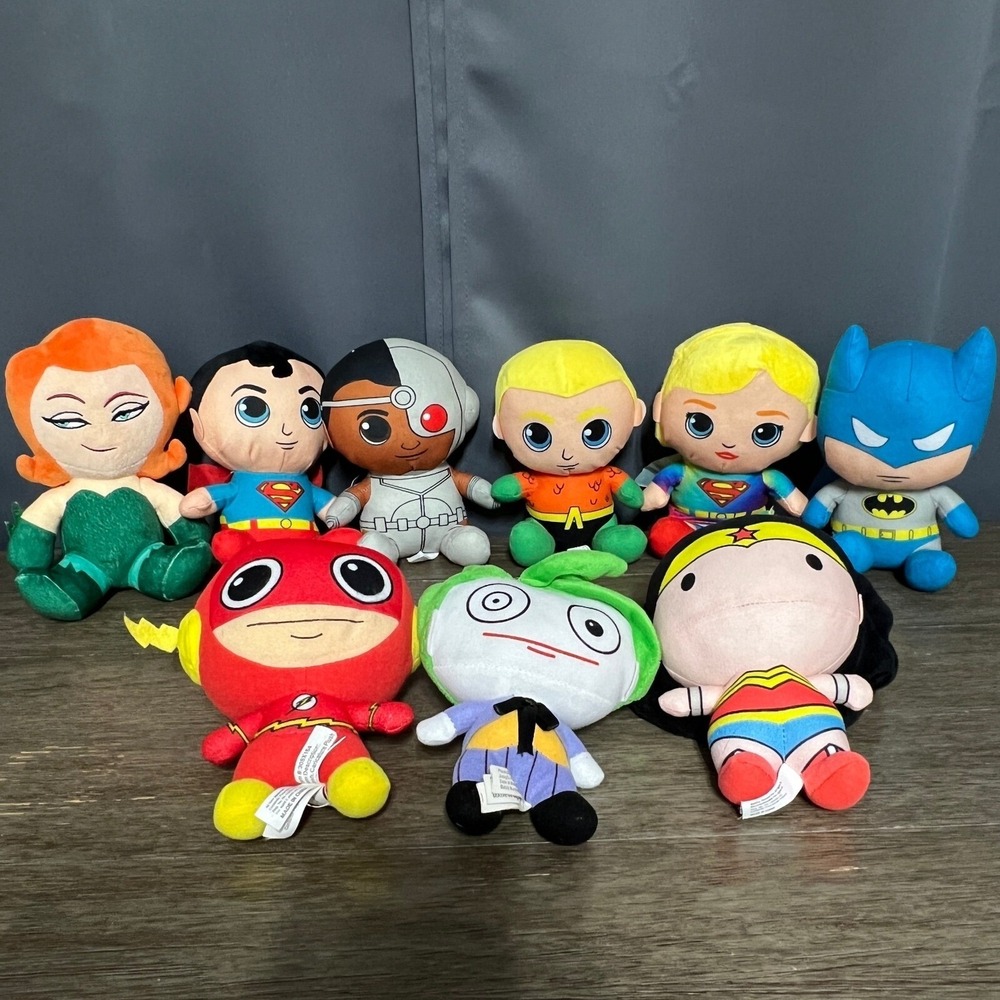 DCโ Comics Justice League Plush Set Batman Superman Wonder Woman Joker 9 Piece